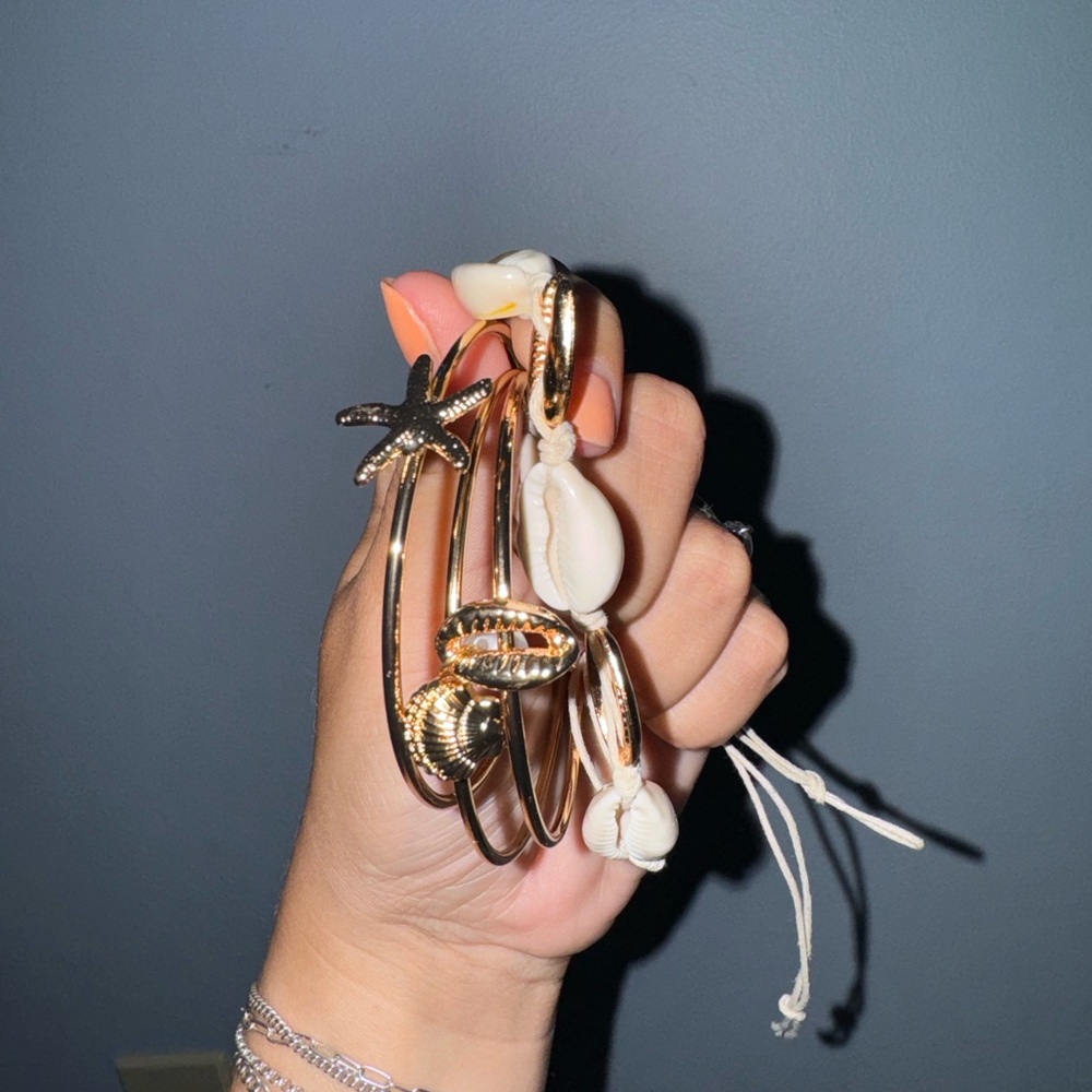 Bangle set